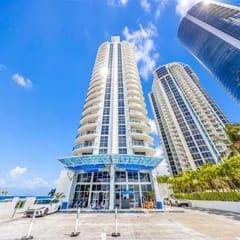 Marenas Beach Resort Private Apartment  A