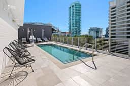 Beach Escape 1BR • Walk to beach • Pool & Gym - Image 5