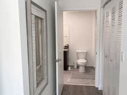 Beautiful and spacious 2bed/2full bath apt - Image 5