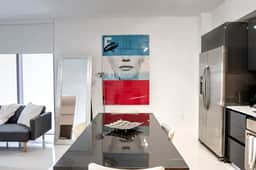 Brickell Center - Beautiful 2 bed 2 bath apartment - Image 4