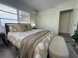 Great Apart near CocoWalk & Brickell w/parking - Image 2