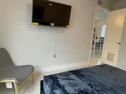 Lovely 2/1 apt on great location with parking - Image 4