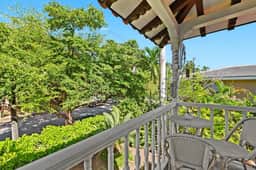 Upstairs 1bdrm w/Balcony - Image 3