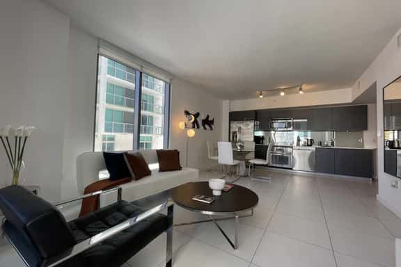 Brickell · Beautiful apart 2 bed 2 bath , center of Brickell - Image 1