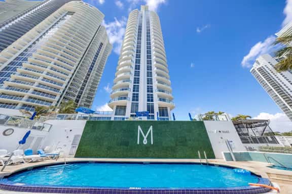 Marenas Beach Resort Private Apartment - Image 1