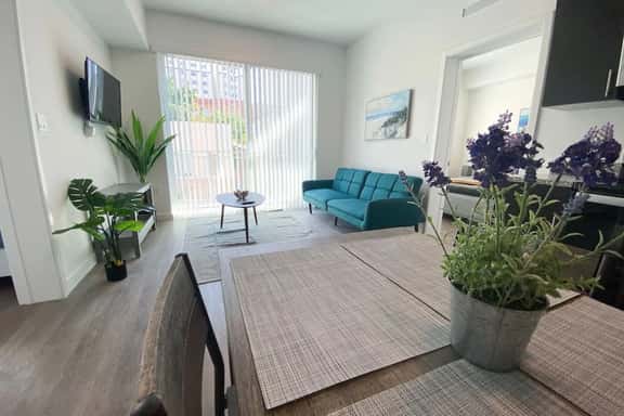 New, spacious and fully equipped 2bed/2bath apart - Image 1
