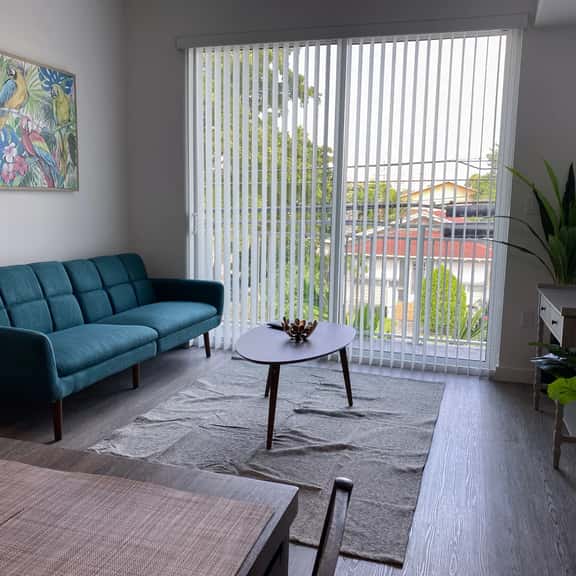 Beautiful and spacious 2bed/2full bath apt - Image 1