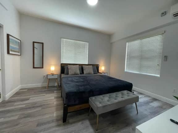 29 Oviedo - APT 3 · Lovely upstairs 2bed/1bath Apt w/parking - Image 5