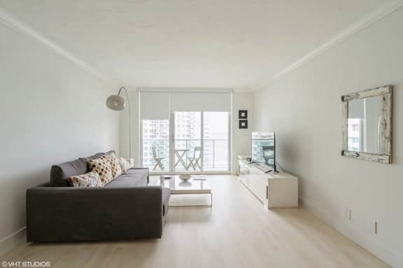 Beautiful apart over the beach with sea view TIDES - Image 3