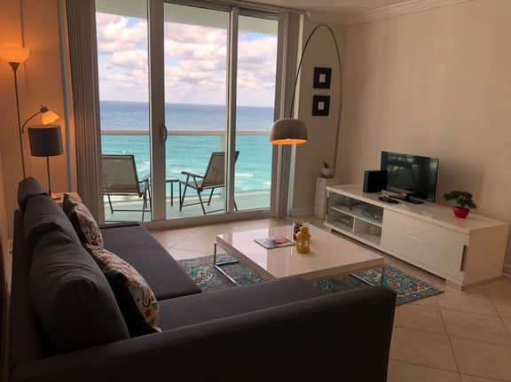 Beautiful apart over the beach with sea view TIDES - Image 2