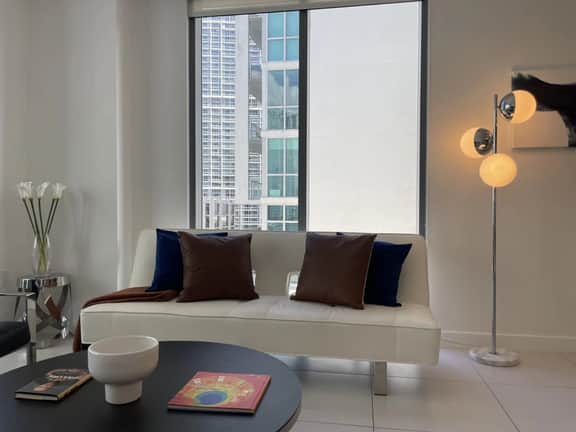 Brickell · Beautiful apart 2 bed 2 bath , center of Brickell - Image 3