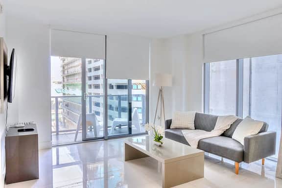 Brickell Center - Beautiful 2 bed 2 bath apartment - Image 2