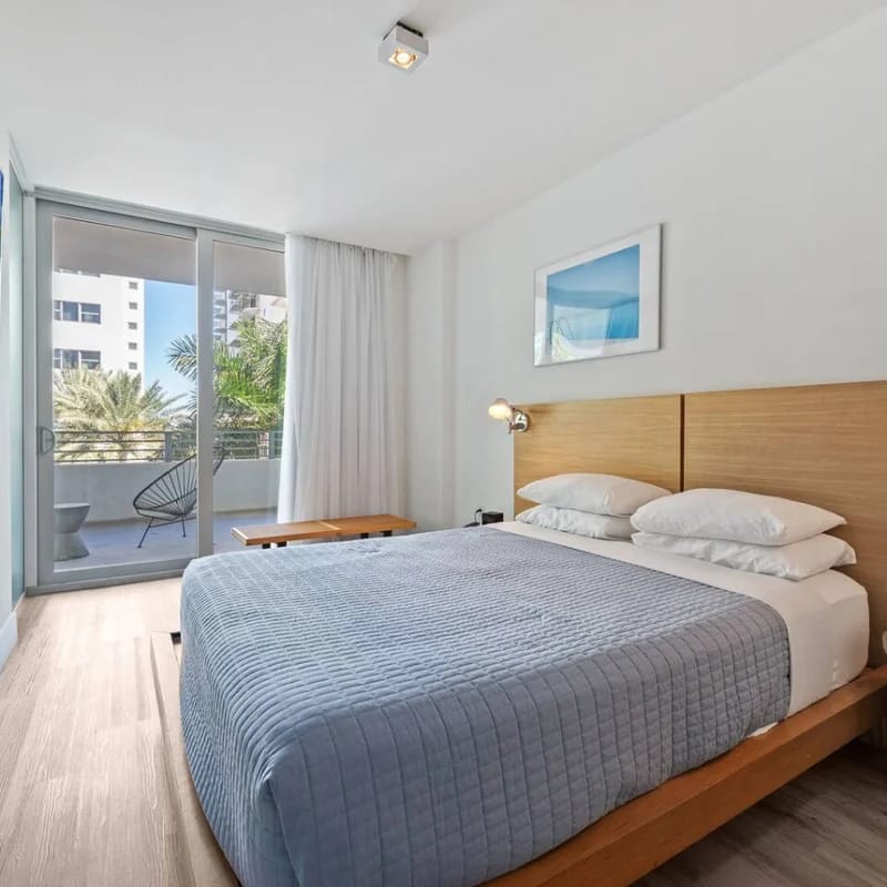 Beach Escape 1BR • Walk to beach • Pool & Gym
