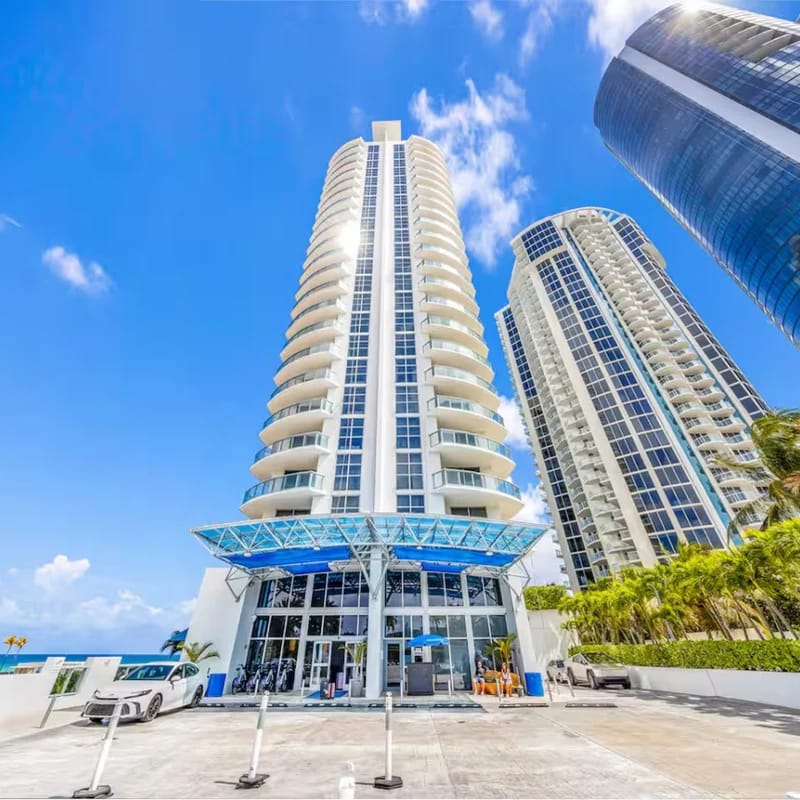 Marenas Beach Resort Private Apartment  A